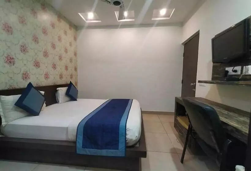 Hotel Maya Inn