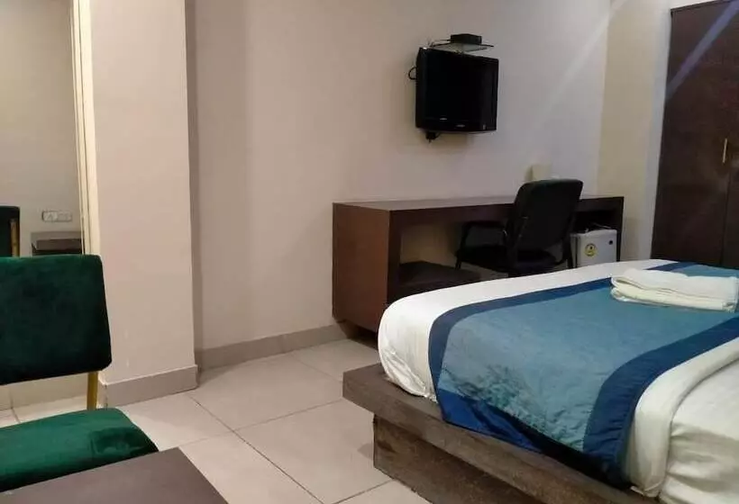 Hotel Maya Inn
