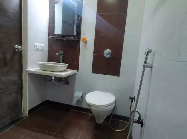 Hotel Maya Inn