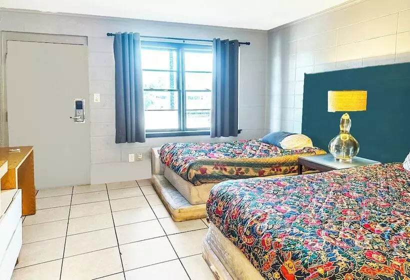 ホテル Sunrise Inn By Oyo Albany