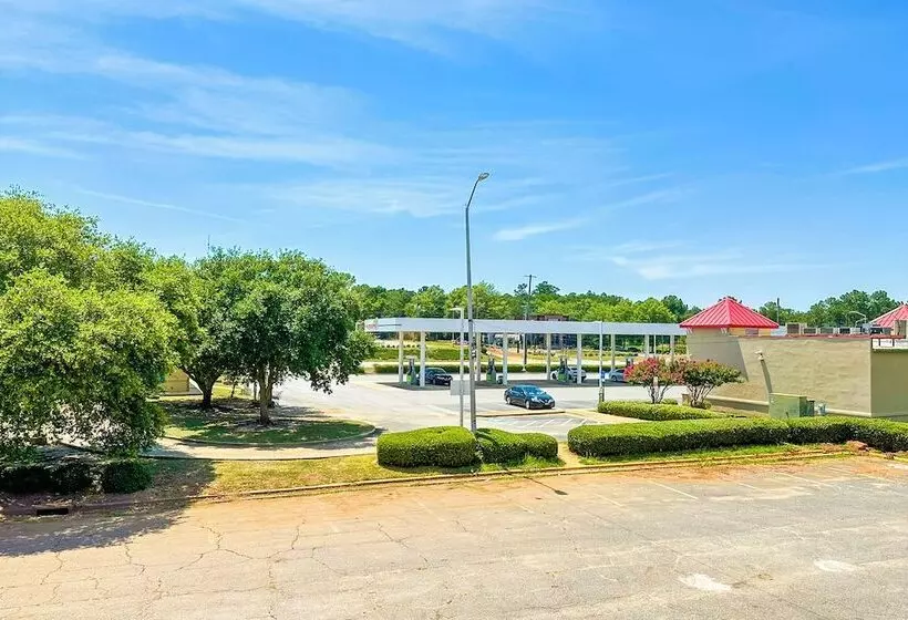 ホテル Sunrise Inn By Oyo Albany