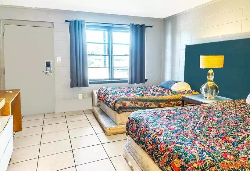 ホテル Sunrise Inn By Oyo Albany