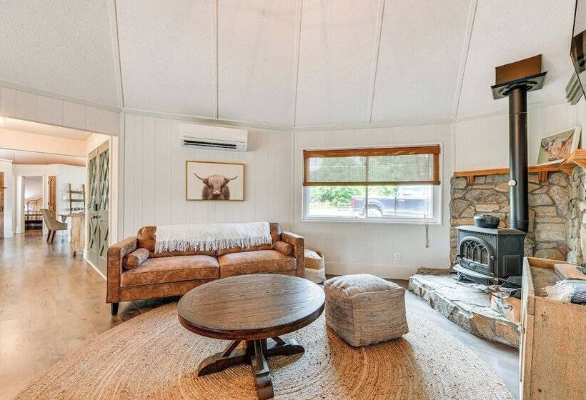 Peaceful Concord Cabin Near Parks & Hiking!