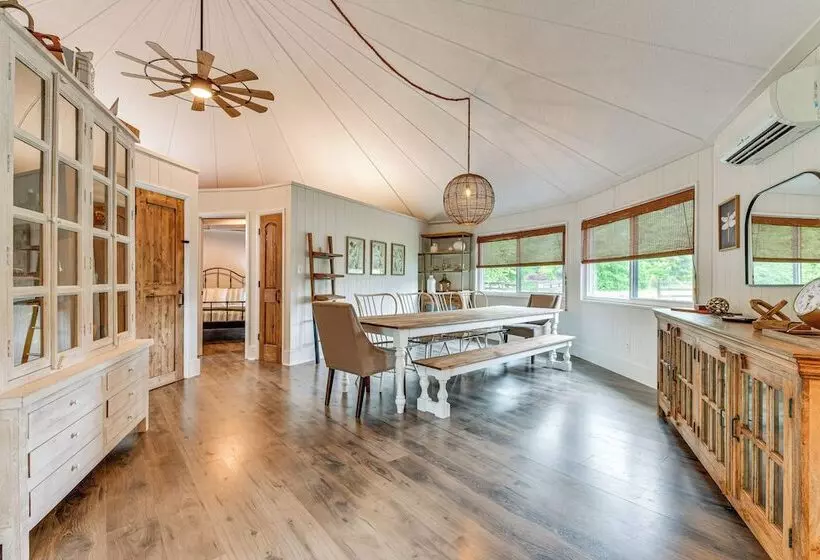 Peaceful Concord Cabin Near Parks & Hiking!