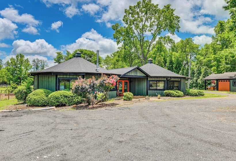 Peaceful Concord Cabin Near Parks & Hiking!