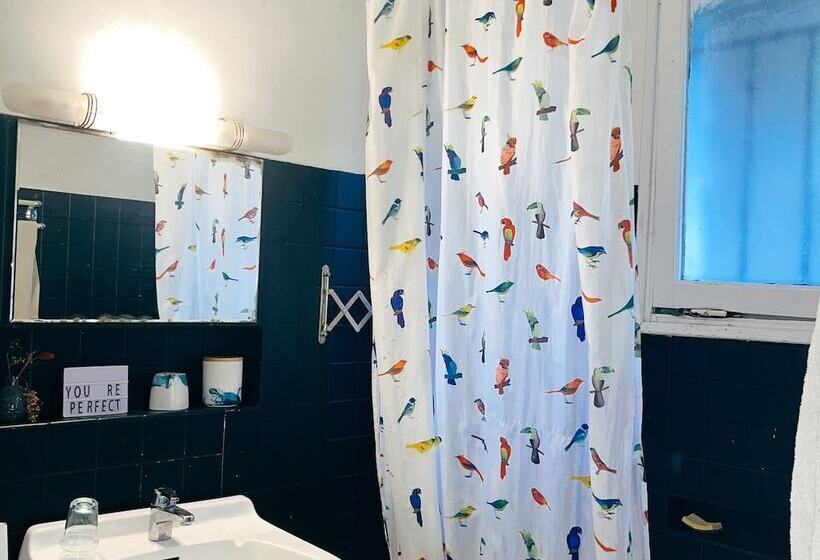 펜션 Guest House Folk Inn