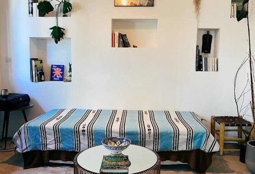 펜션 Guest House Folk Inn