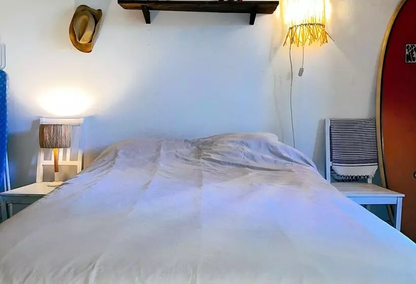 Majatalo Guest House Folk Inn