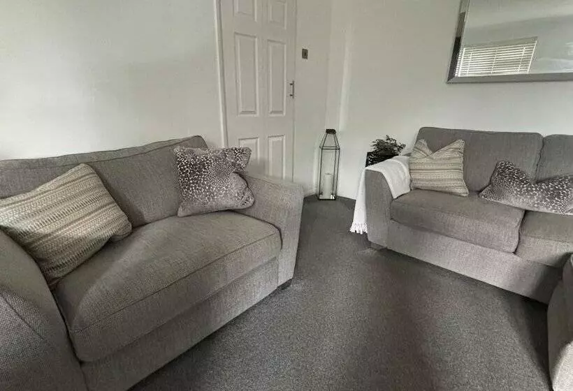 Residenssi Romford Cozy Retreat