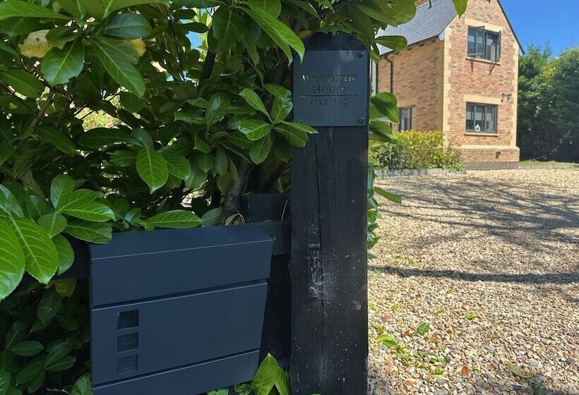 Резиденция Tranquil Oxford Retreat 4 Bedroom House Aircon