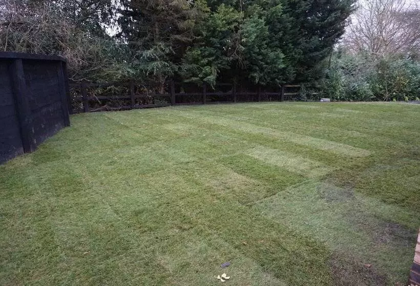 Residenssi Tranquil Oxford Retreat 4 Bedroom House Aircon