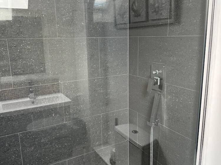 Резиденция Tranquil Oxford Retreat 4 Bedroom House Aircon