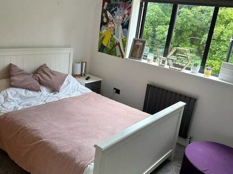 Residenssi Tranquil Oxford Retreat 4 Bedroom House Aircon