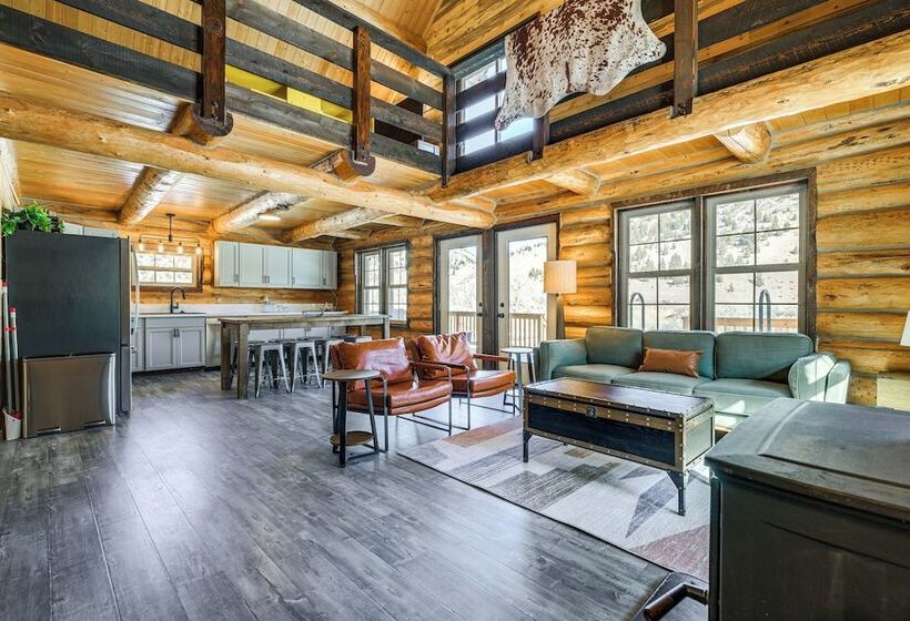 Riverfront Montana Log Cabin W/ Mountain Views!