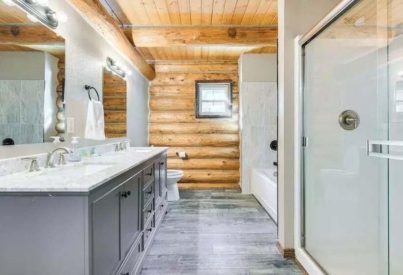 Riverfront Montana Log Cabin W/ Mountain Views!