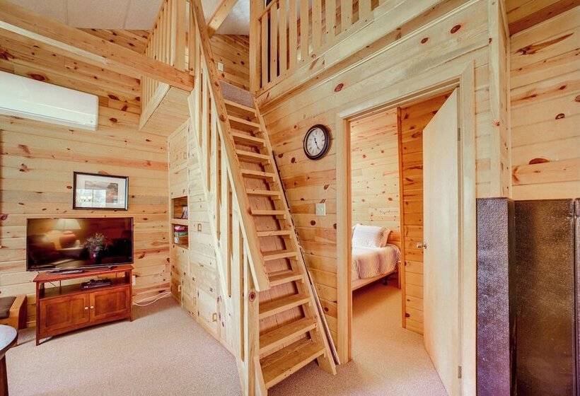 Hike & Atv: Secluded Happy Jack Cabin W/ Deck