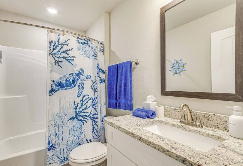 Single Story Navarre Home ~ 8 Mi To Navarre Beach