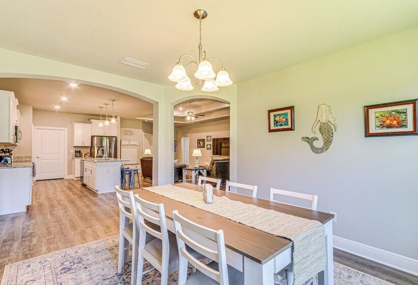 Single Story Navarre Home ~ 8 Mi To Navarre Beach