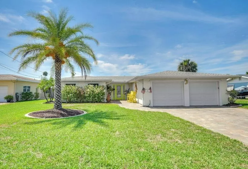 Sunny South Daytona Home W/ Private Boat Dock!