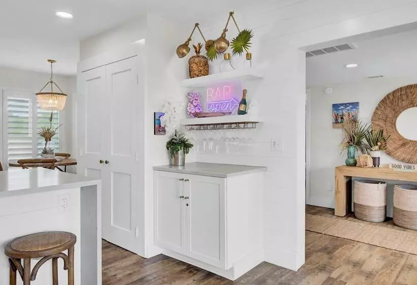 303 D Port O Call By Avantstay Oceanfront Penthouse