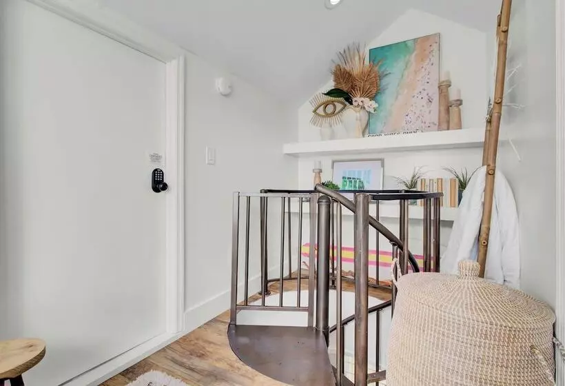303 D Port O Call By Avantstay Oceanfront Penthouse