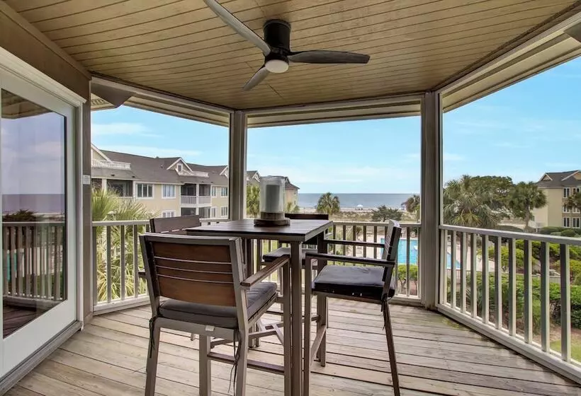 303 D Port O Call By Avantstay Oceanfront Penthouse