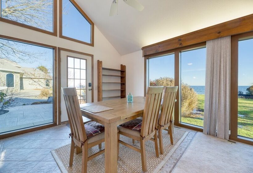 Bay Cottage By Avantstay Waterfront, Pier, Pond