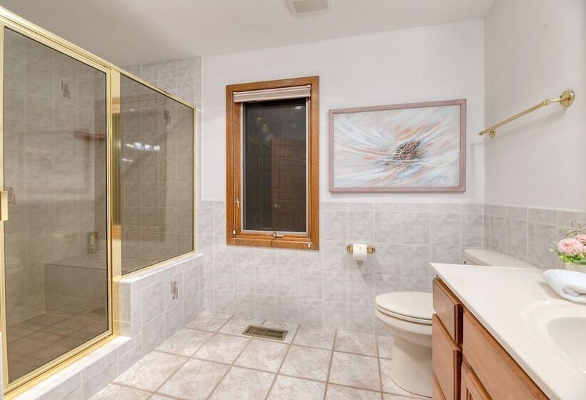 Bay Cottage By Avantstay Waterfront, Pier, Pond