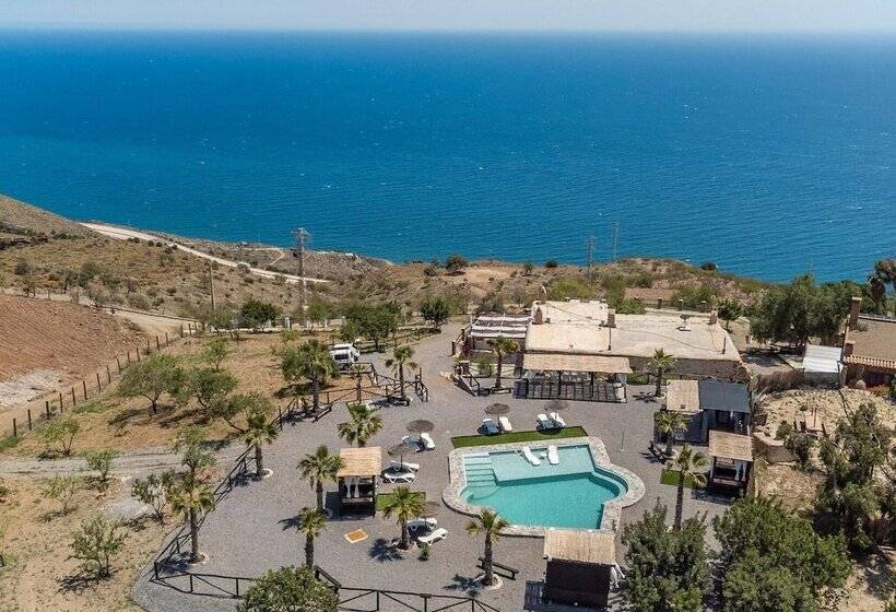 Belvilla By Oyo La Suerte Crisantemo