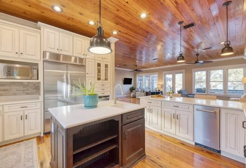 Blackwater Bay Hideaway By Avantstay Waterfront, Pool, Dock, Hot Tub