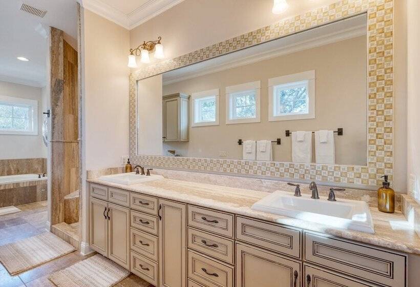 Blackwater Bay Hideaway By Avantstay Waterfront, Pool, Dock, Hot Tub