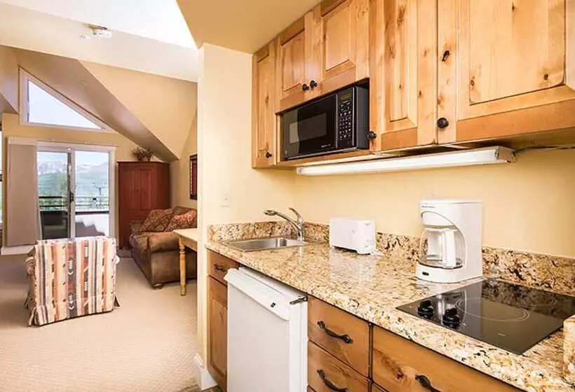 Blue Mesa Lodge 32a By Avantstay Located In The Heart Of Mountain Village W/ Prime Skiing Access