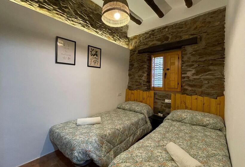 Two Houses With Shared Pool Chillout And See Views