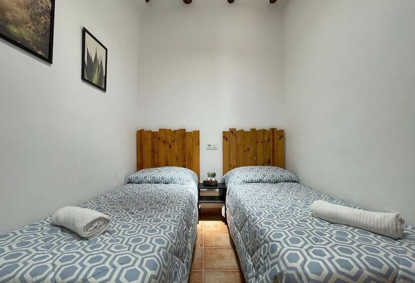 Two Houses With Shared Pool Chillout And See Views