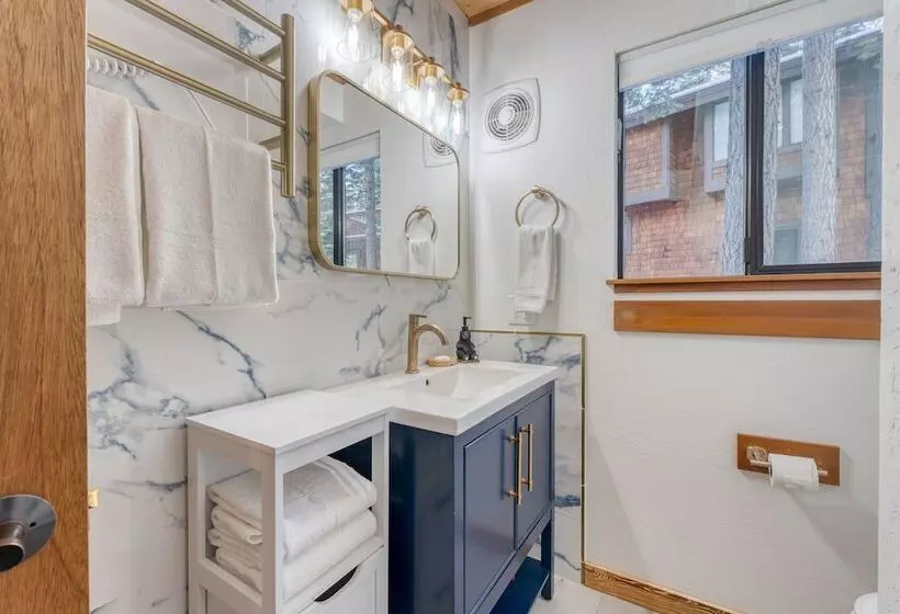 Dakine Haus By Avantstay 4 Min To Northstar + Deck