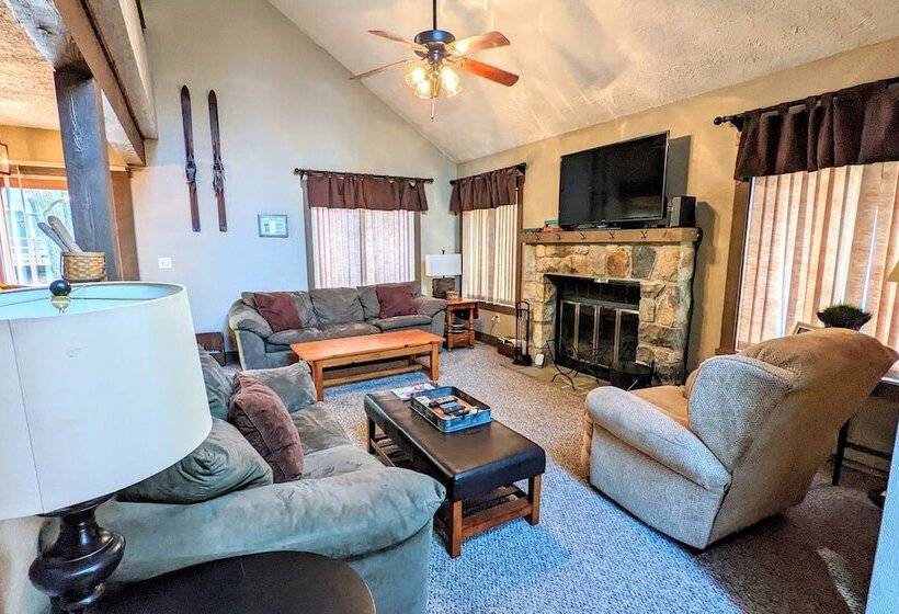 Frost Hollow By Avantstay Deck W/ Grill, Game Room Loft