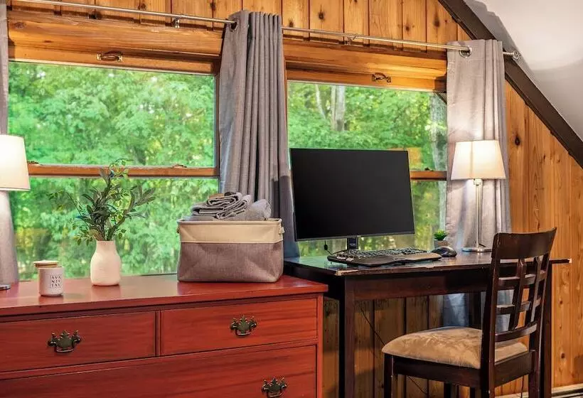 Harmony Haven By Avantstay Game Room, Large Deck