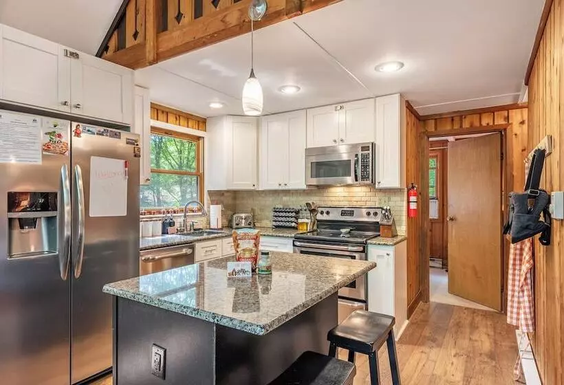 Harmony Haven By Avantstay Game Room, Large Deck