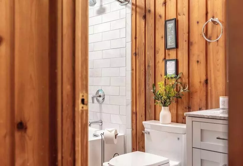 Harmony Haven By Avantstay Game Room, Large Deck