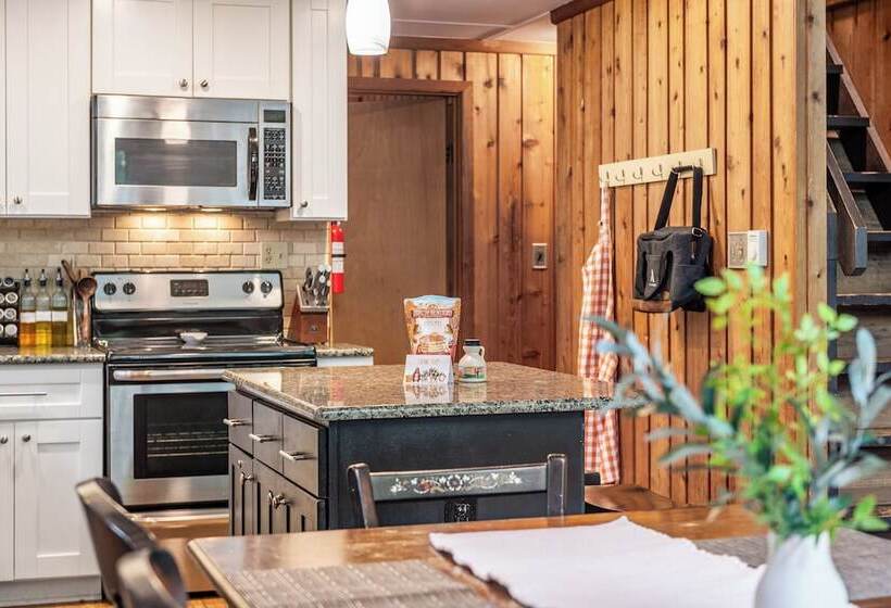 Harmony Haven By Avantstay Game Room, Large Deck