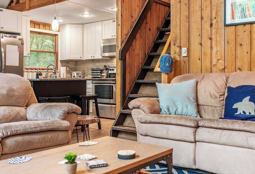 Harmony Haven By Avantstay Game Room, Large Deck