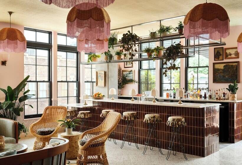 Hotel Memoir Warehouse District