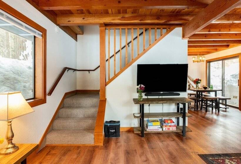 Indigo Owl By Avantstay Cabin W/ Firepit Minutes To Lake & Slopes