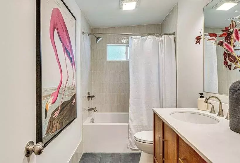 Mid Century Modern Lake Cottage In Indiana!