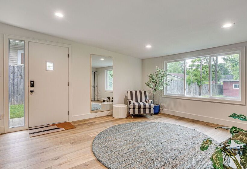 Mid Century Modern Lake Cottage In Indiana!