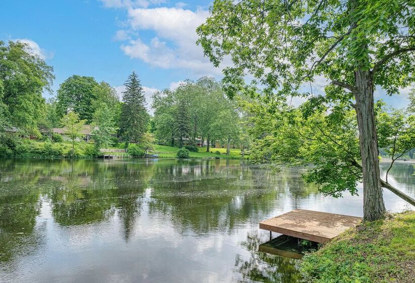 Mid Century Modern Lake Cottage In Indiana!