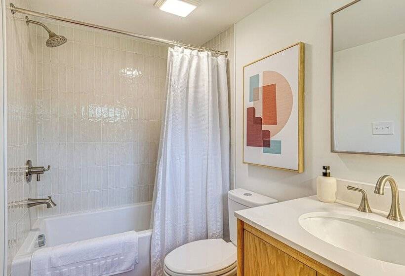 Mid Century Modern Lake Cottage In Indiana!