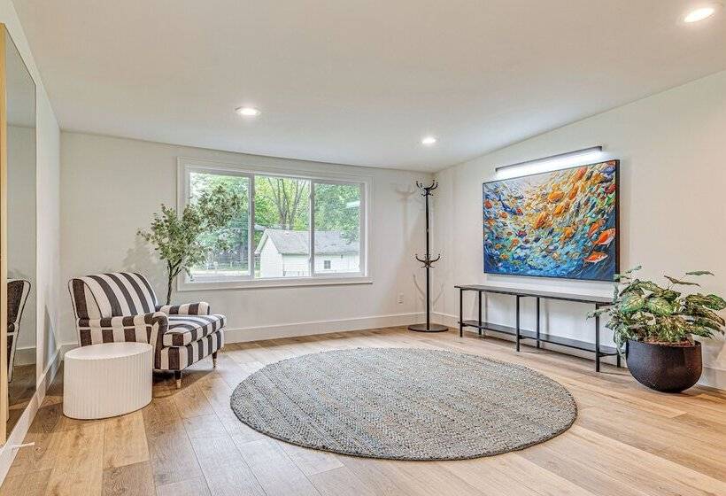 Mid Century Modern Lake Cottage In Indiana!