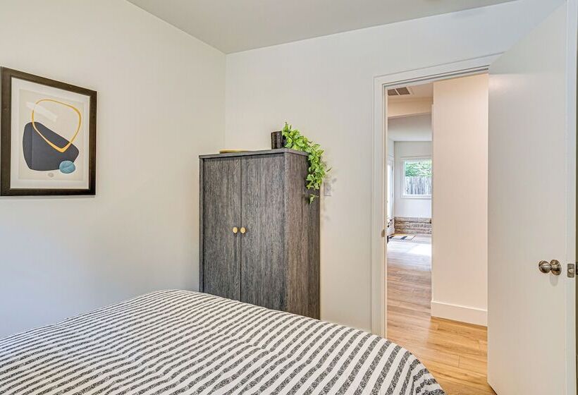 Mid Century Modern Lake Cottage In Indiana!