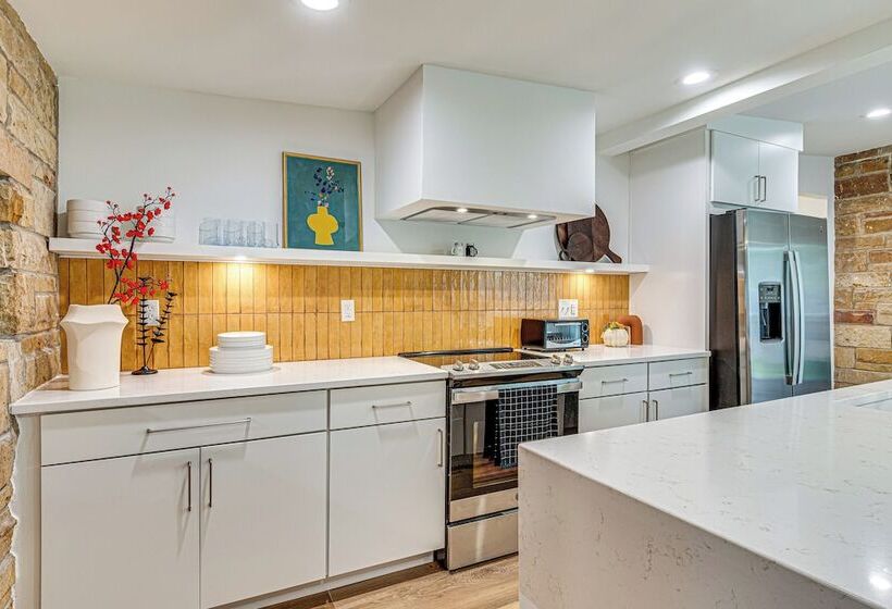 Mid Century Modern Lake Cottage In Indiana!